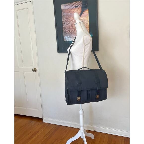 YSL Yves Saint Laurent Parfums Messenger Black Nylon Shoulder Bag Crossbody - Picture 7 of 15